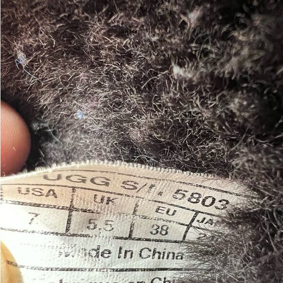 UGG Bailey Button Brown Suede and Shearling Boots Women's 7 US - Picture 9 of 9